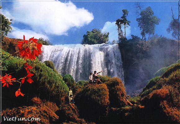 Viet Nam: Da Lat - Elephant Waterfall